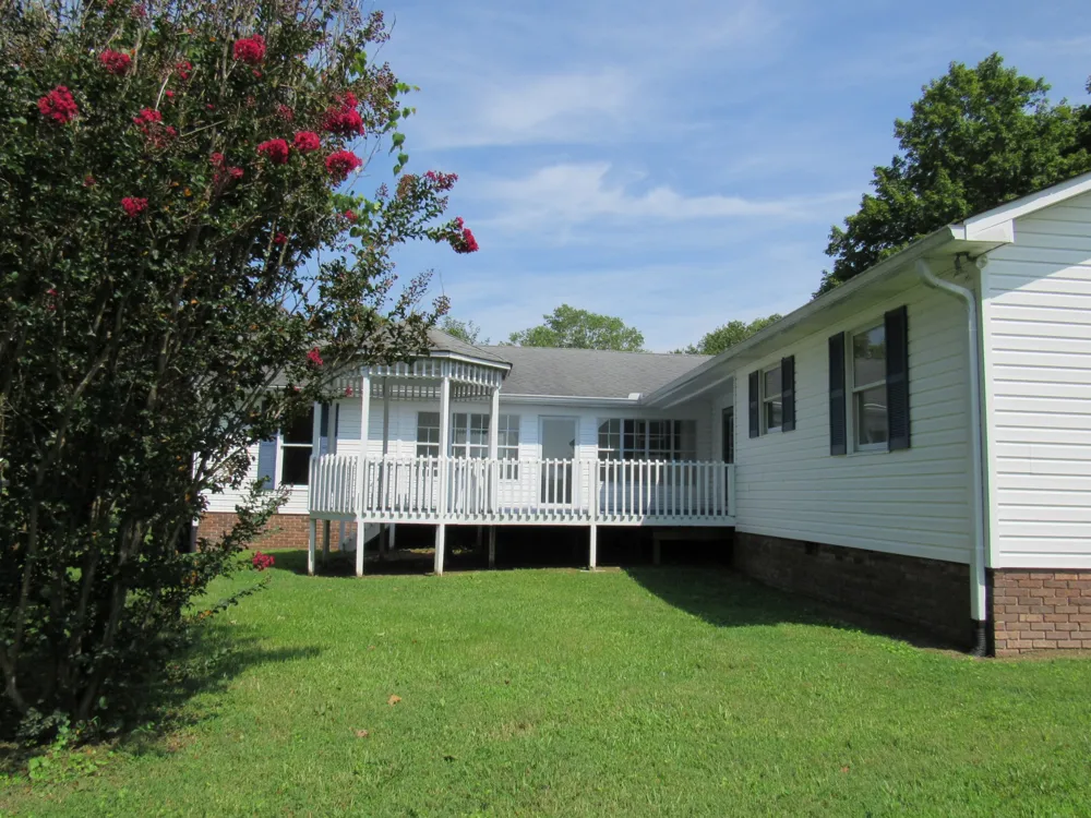 548 Cooper Dr McMinnville, TN 37110