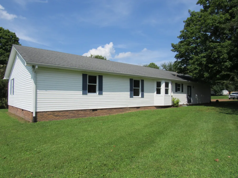 548 Cooper Dr McMinnville, TN 37110