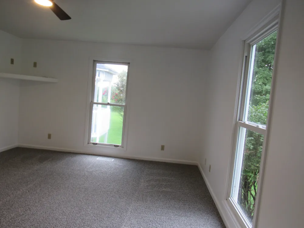 548 Cooper Dr McMinnville, TN 37110