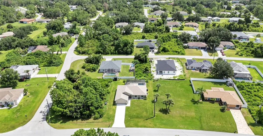 7664 MERONI BOULEVARD North Port, FL 34291