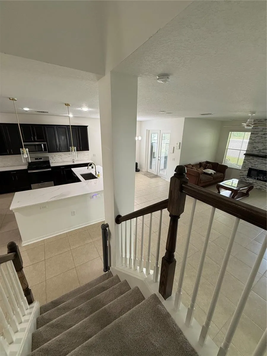 422 WESTCHESTER HILLS LANE Valrico, FL 33594