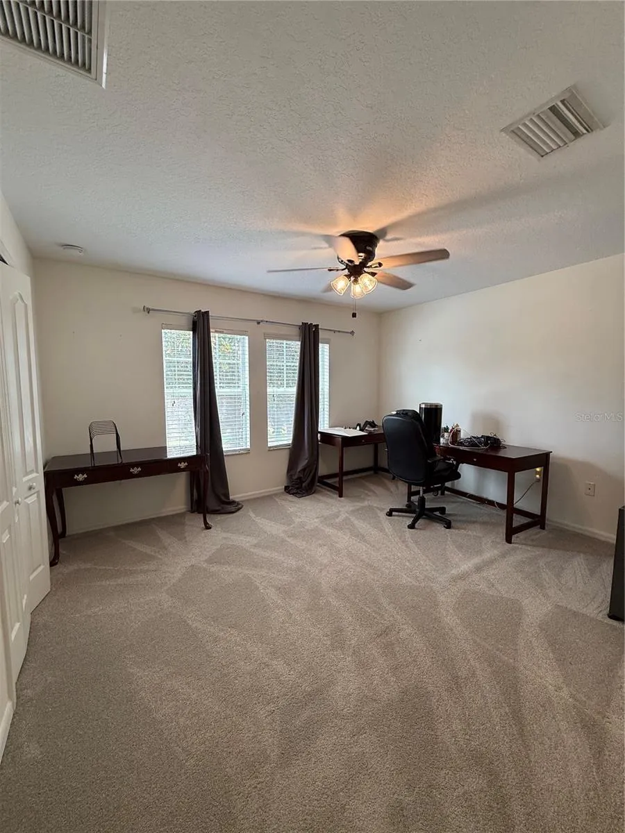422 WESTCHESTER HILLS LANE Valrico, FL 33594