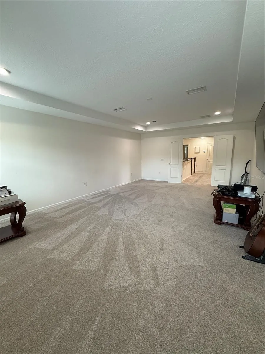 422 WESTCHESTER HILLS LANE Valrico, FL 33594