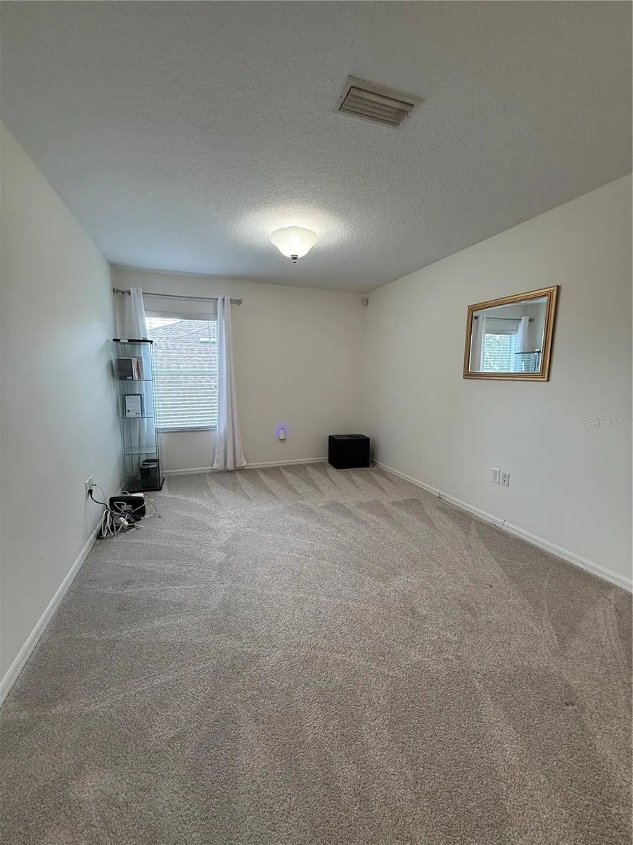 422 WESTCHESTER HILLS LANE Valrico, FL 33594