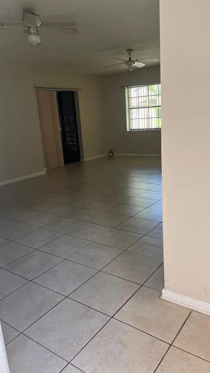 3665 NW 94TH AVENUE #3J Sunrise, FL 33351