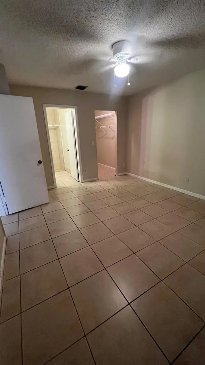 3665 NW 94TH AVENUE #3J Sunrise, FL 33351