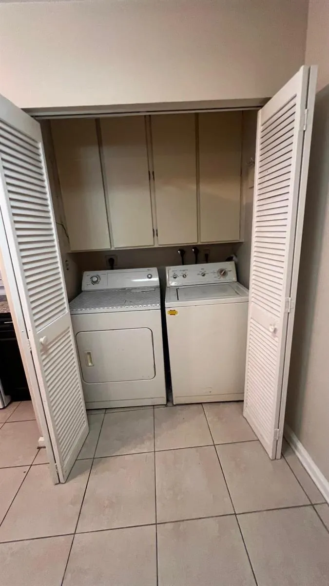 3665 NW 94TH AVENUE #3J Sunrise, FL 33351