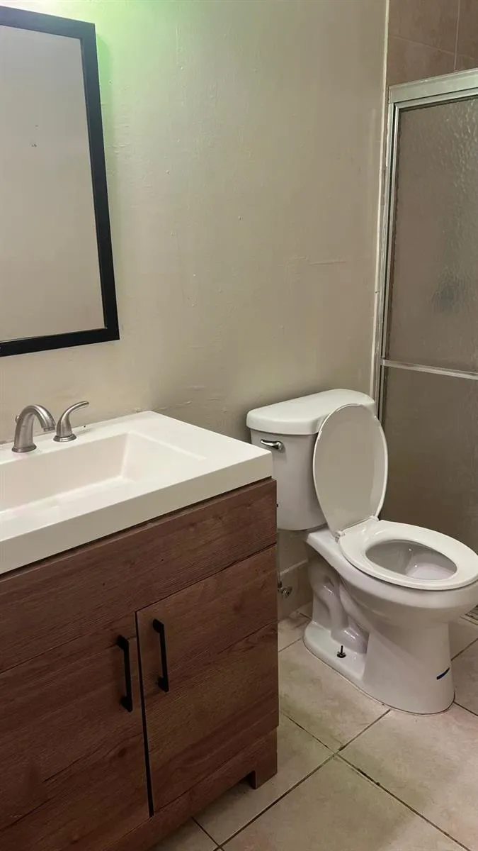 3665 NW 94TH AVENUE #3J Sunrise, FL 33351
