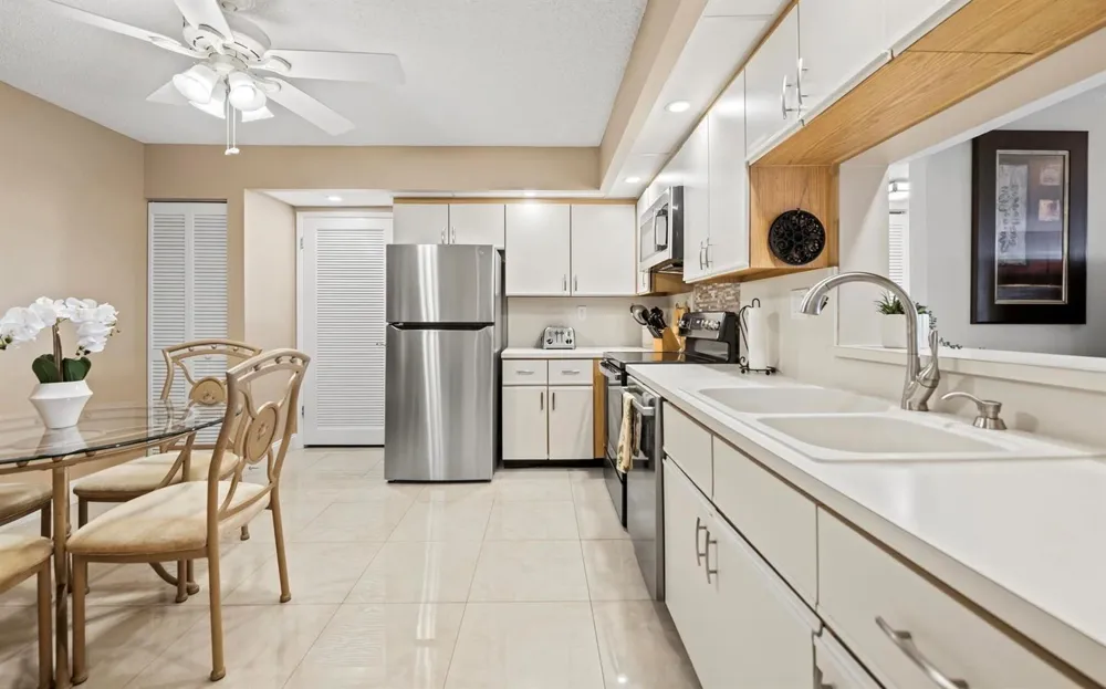 3420 S Ocean Boulevard #8W Highland Beach, FL 33487
