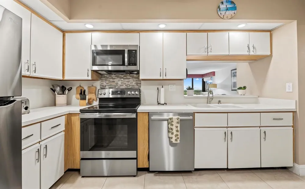 3420 S Ocean Boulevard #8W Highland Beach, FL 33487