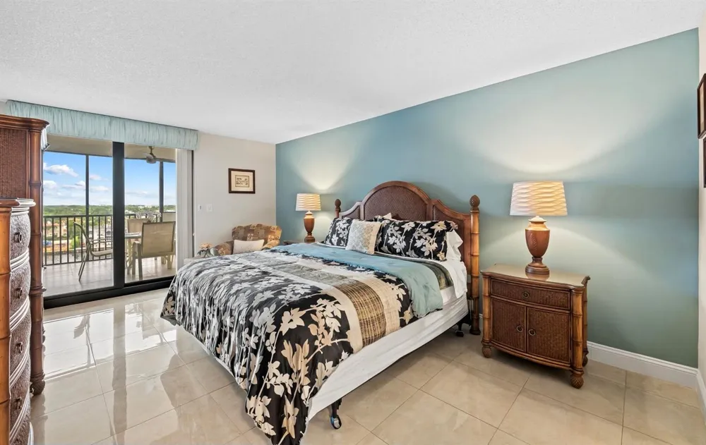 3420 S Ocean Boulevard #8W Highland Beach, FL 33487