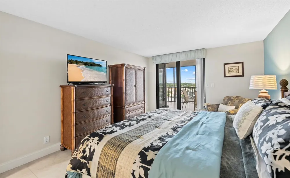 3420 S Ocean Boulevard #8W Highland Beach, FL 33487