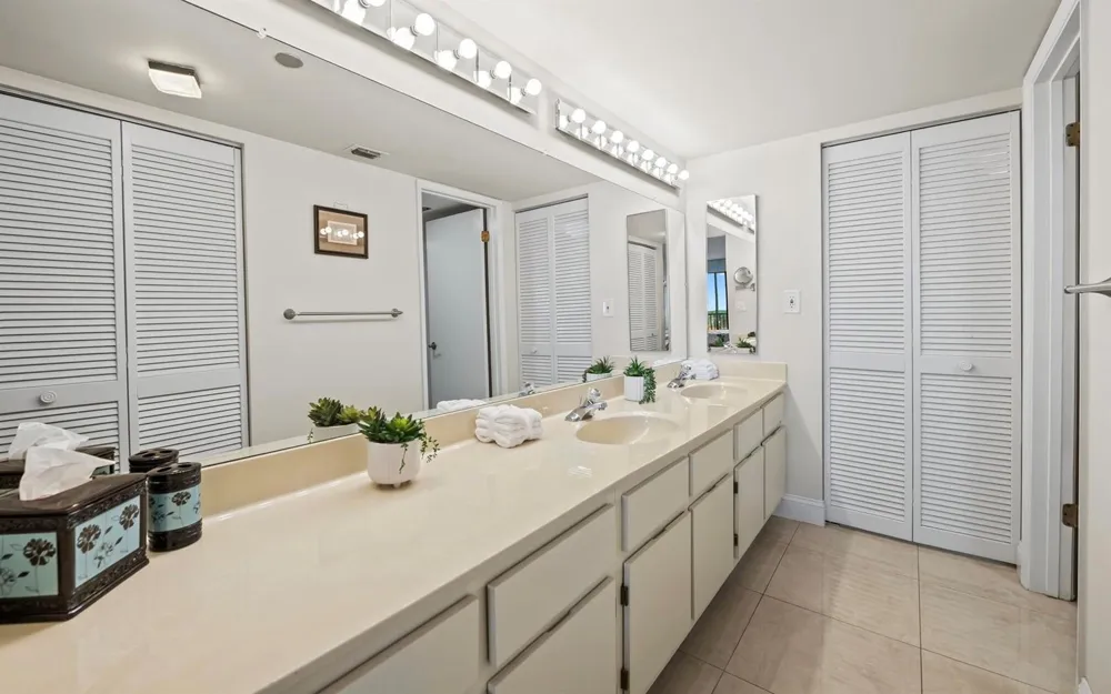 3420 S Ocean Boulevard #8W Highland Beach, FL 33487