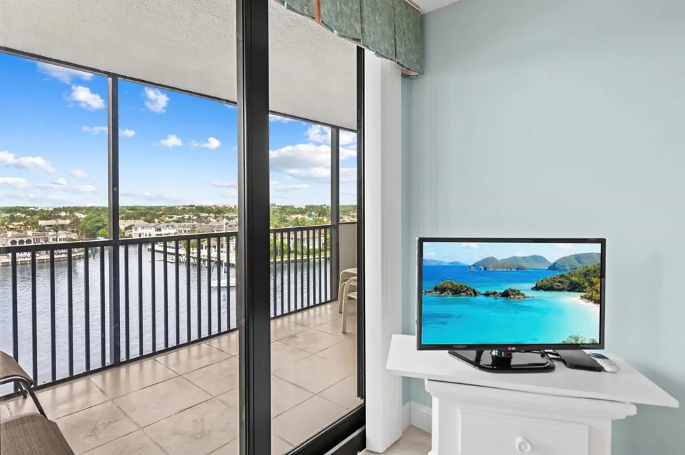 3420 S Ocean Boulevard #8W Highland Beach, FL 33487