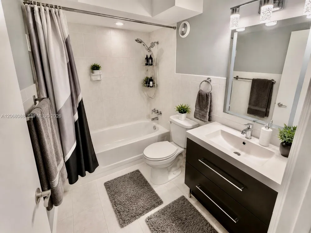 1600 S Ocean Dr #14F Hollywood, FL 33019