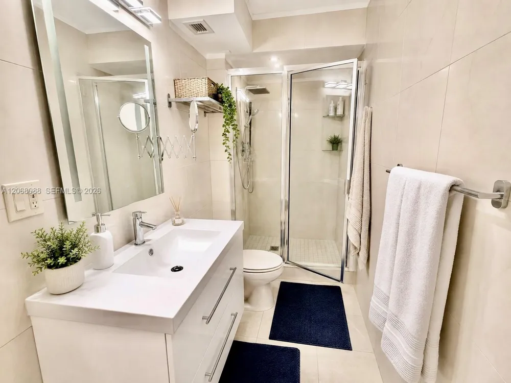 1600 S Ocean Dr #14F Hollywood, FL 33019