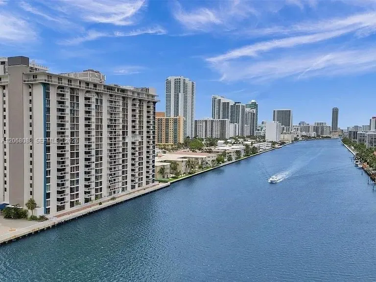 1600 S Ocean Dr #14F Hollywood, FL 33019