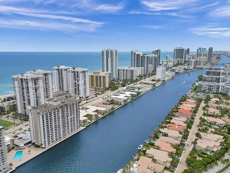 1600 S Ocean Dr #14F Hollywood, FL 33019