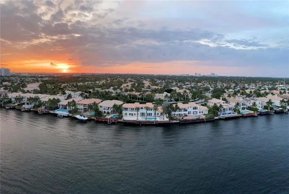 1600 S Ocean Dr #14F Hollywood, FL 33019