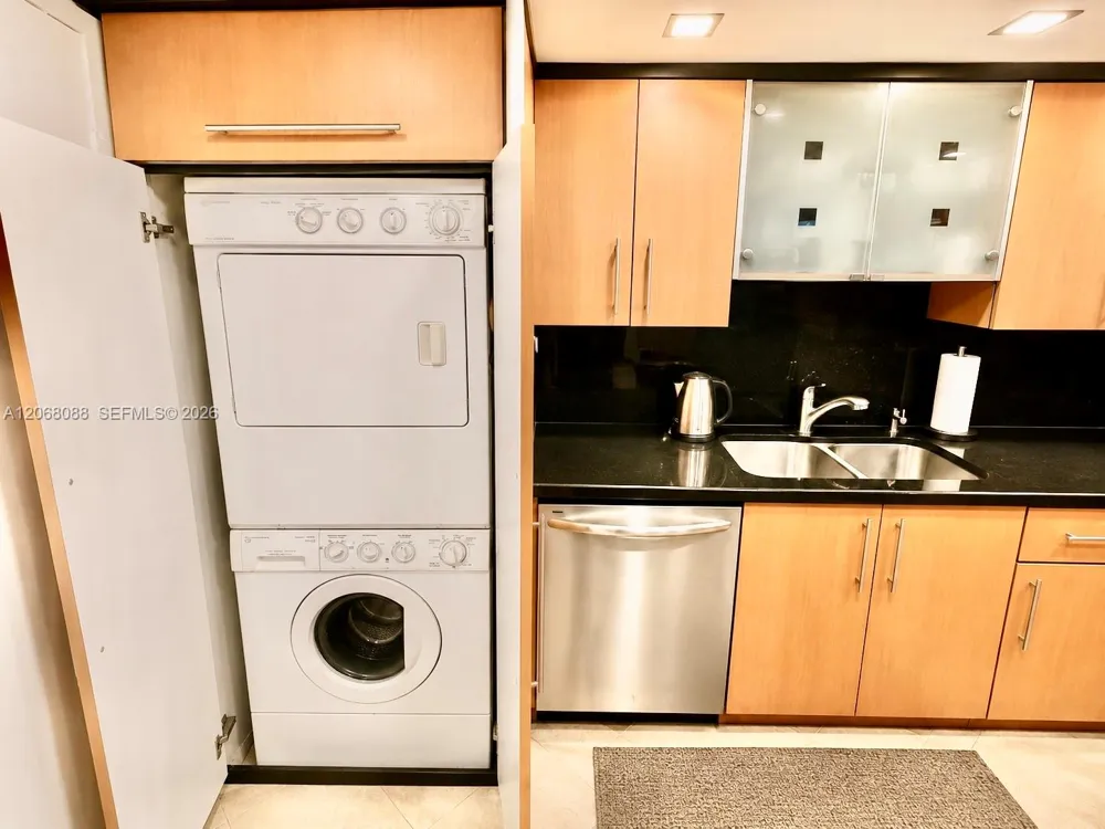 1600 S Ocean Dr #14F Hollywood, FL 33019