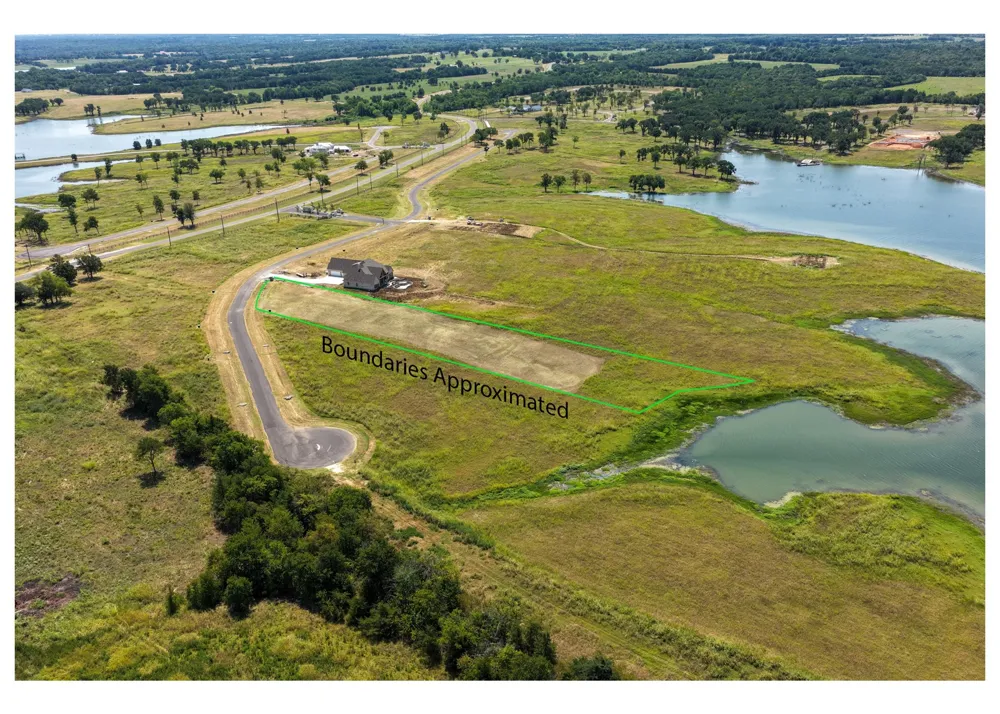 571 Lakeshore Terrace Windom, TX 75492