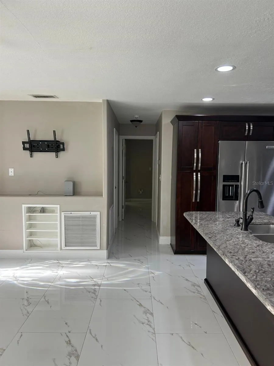 9724 TOM FOLSOM ROAD Thonotosassa, FL 33592