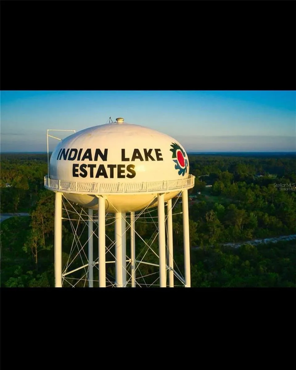 218 GARDENIA DRIVE Indian Lake Estates, FL 33855