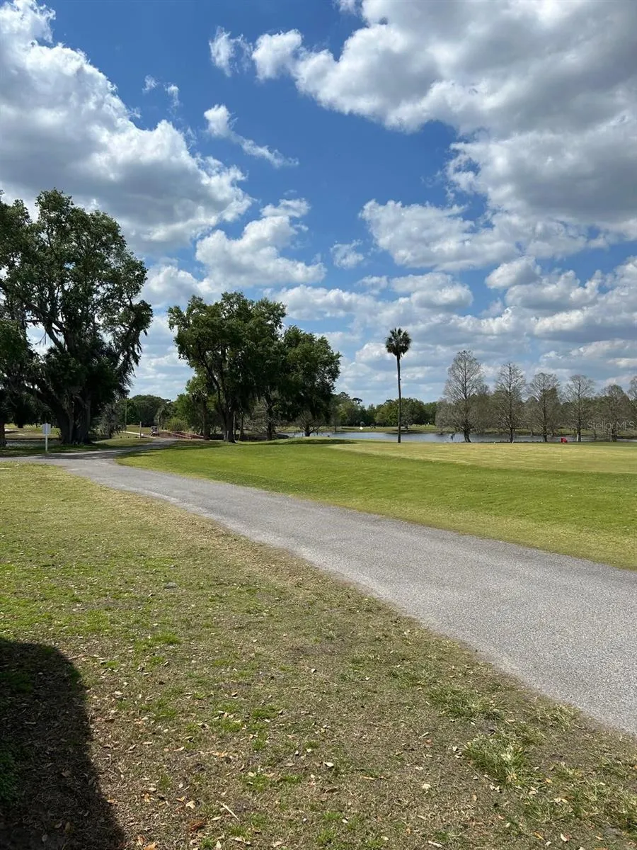 218 GARDENIA DRIVE Indian Lake Estates, FL 33855
