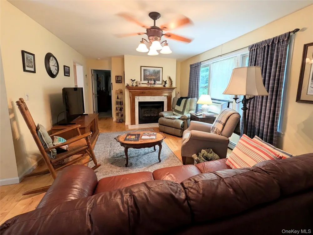 38 Hoffman Road Narrowsburg, NY 12764