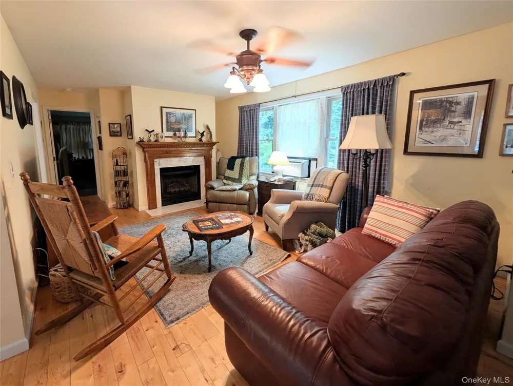 38 Hoffman Road Narrowsburg, NY 12764