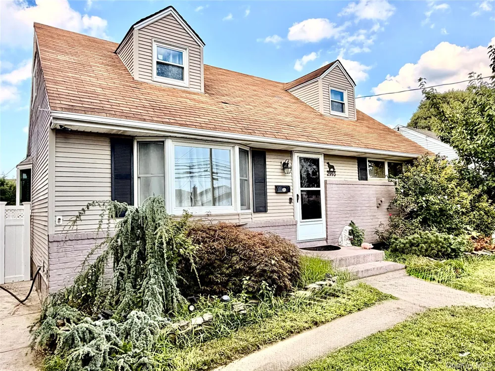 2993 Brower Avenue Oceanside, NY 11572
