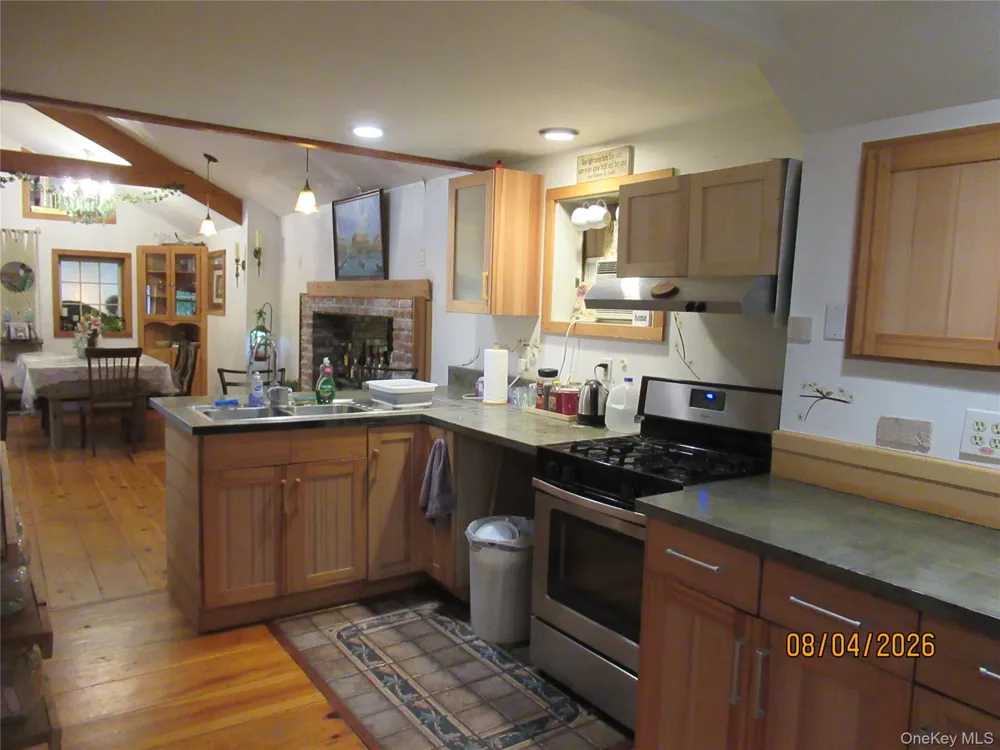 463 Mountain Road Bloomingburg, NY 12721