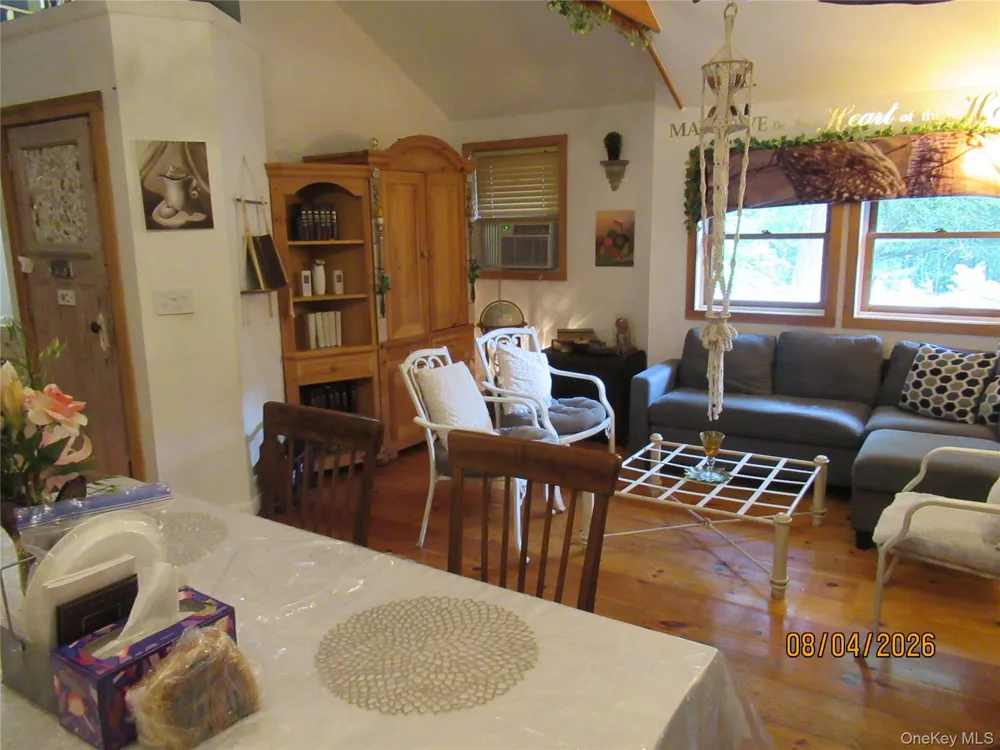 463 Mountain Road Bloomingburg, NY 12721