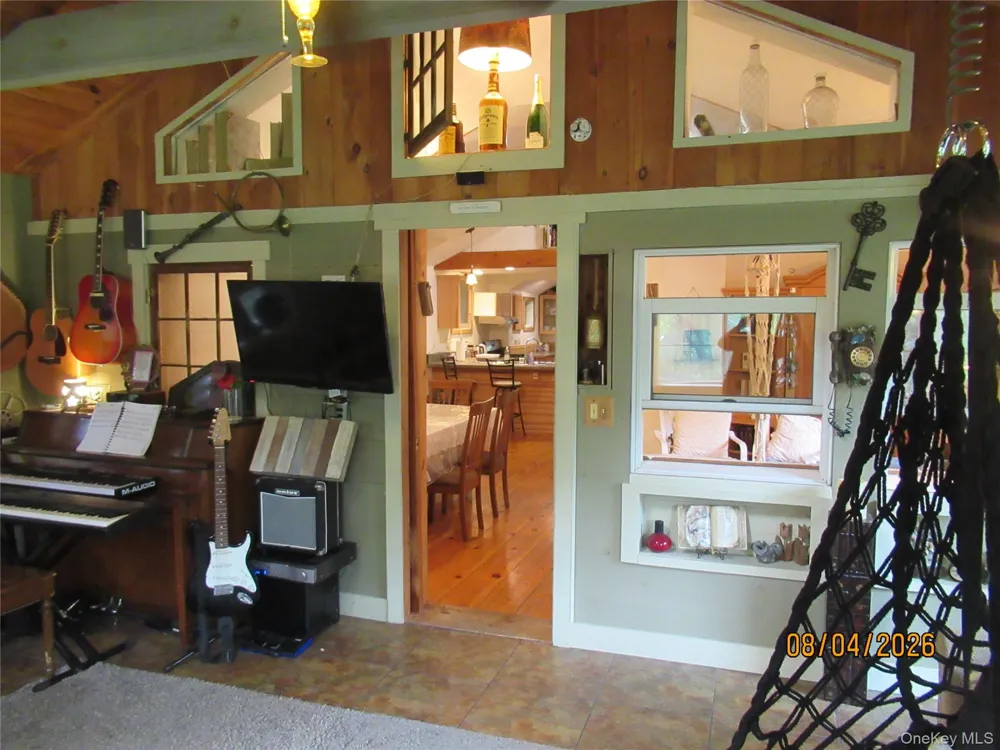 463 Mountain Road Bloomingburg, NY 12721