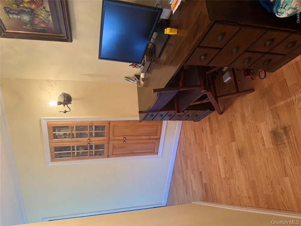 780 W Broadway #2D Long Beach, NY 11561
