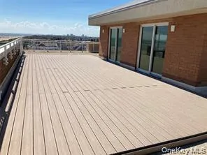 780 W Broadway #2D Long Beach, NY 11561