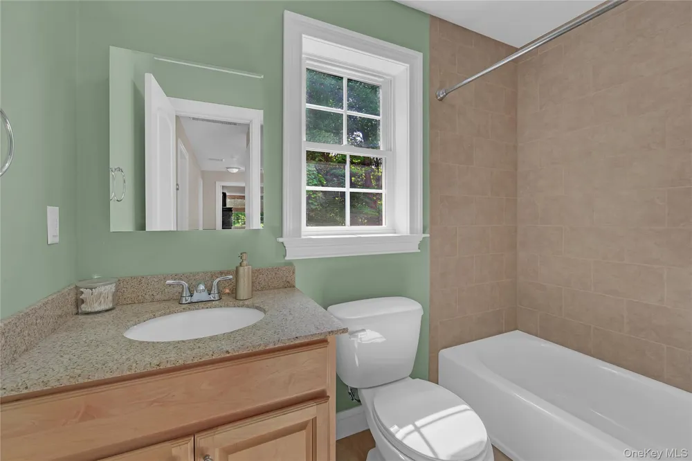 282 Derby Road Middletown, NY 10940