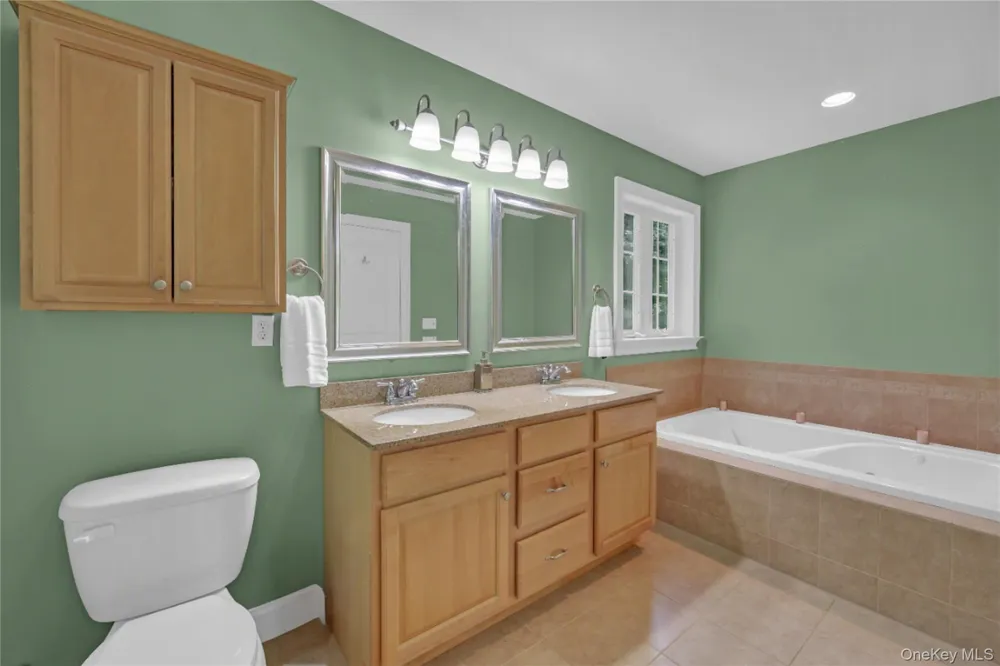 282 Derby Road Middletown, NY 10940