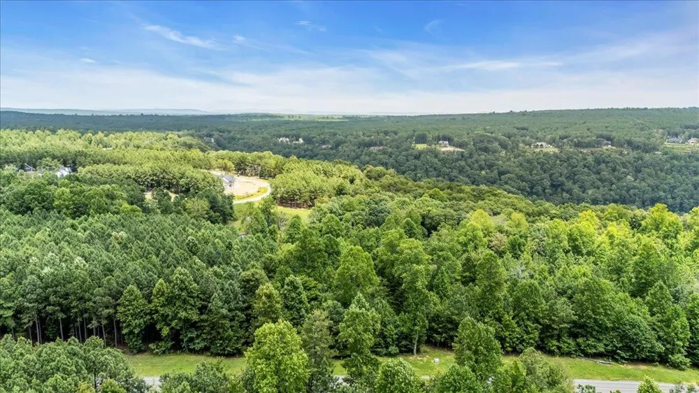 3685 Crockett Point Jasper, TN 37347