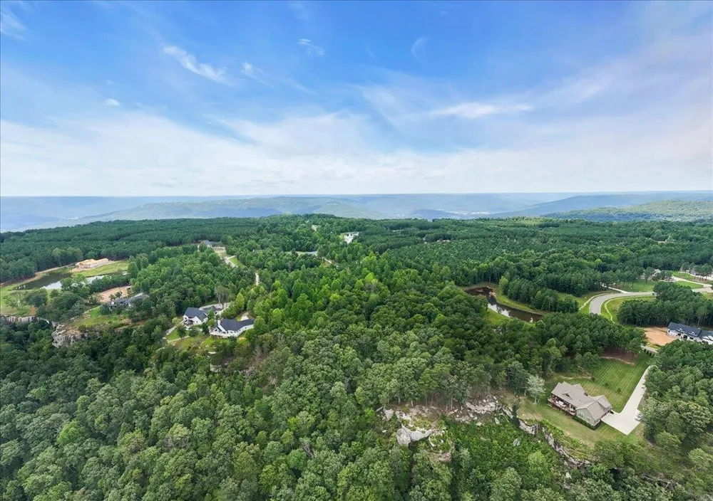 3685 Crockett Point Jasper, TN 37347