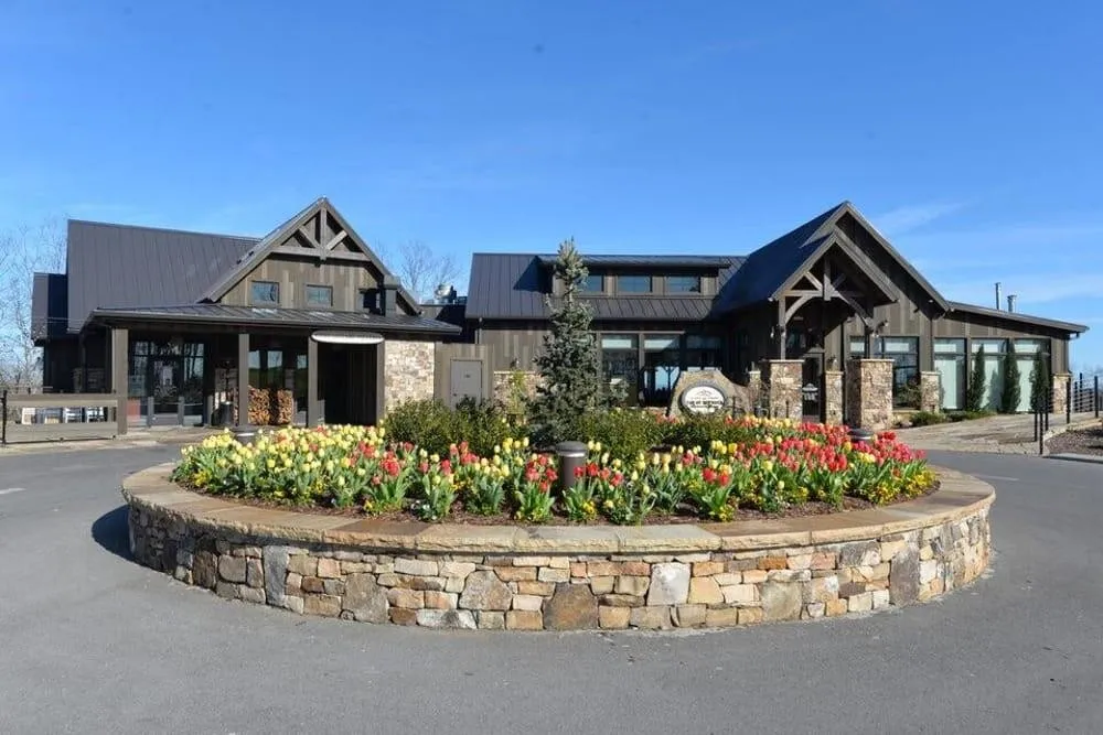3685 Crockett Point Jasper, TN 37347