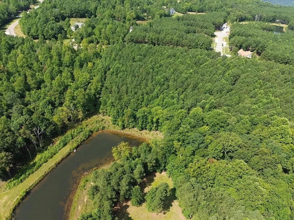 3685 Crockett Point Jasper, TN 37347