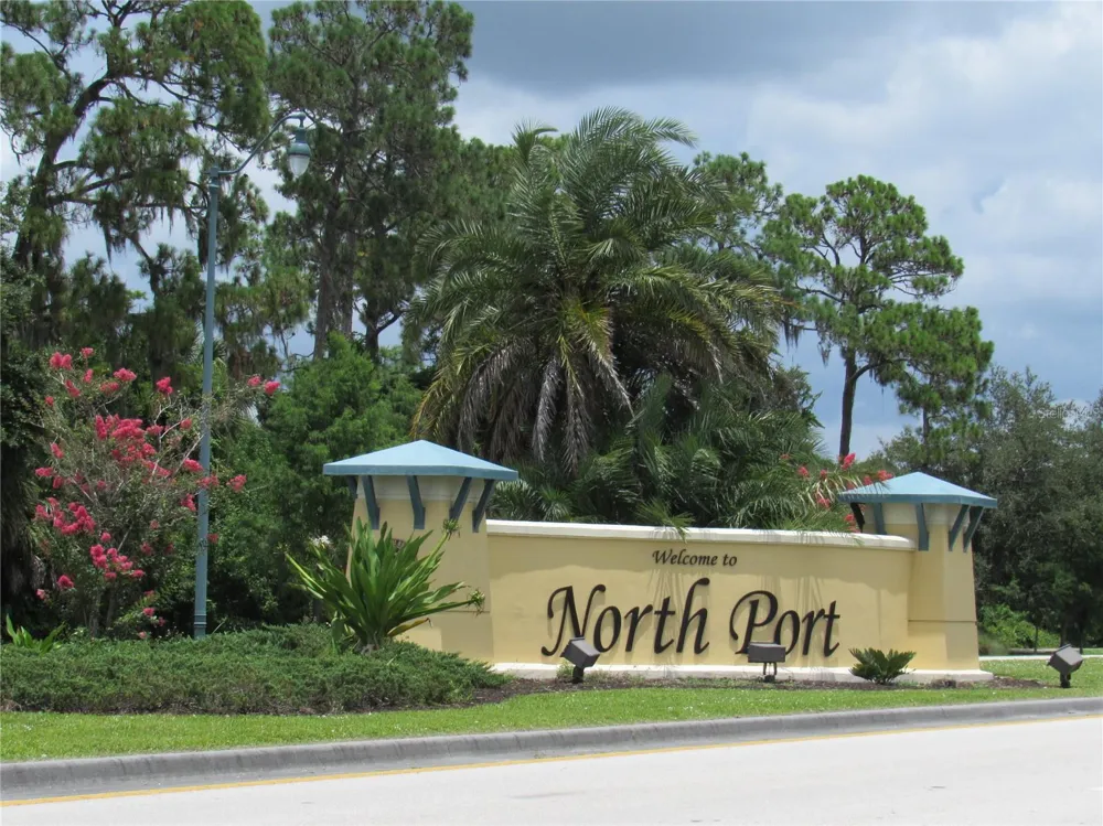 LATARCHE AVENUE North Port, FL 34288