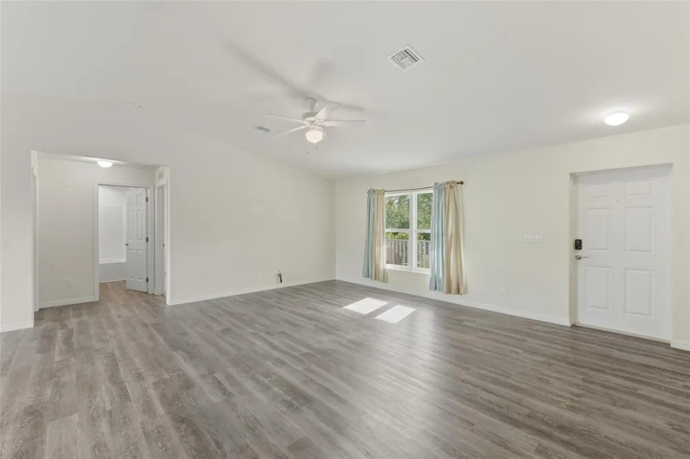 8007 ROYAL COURT 