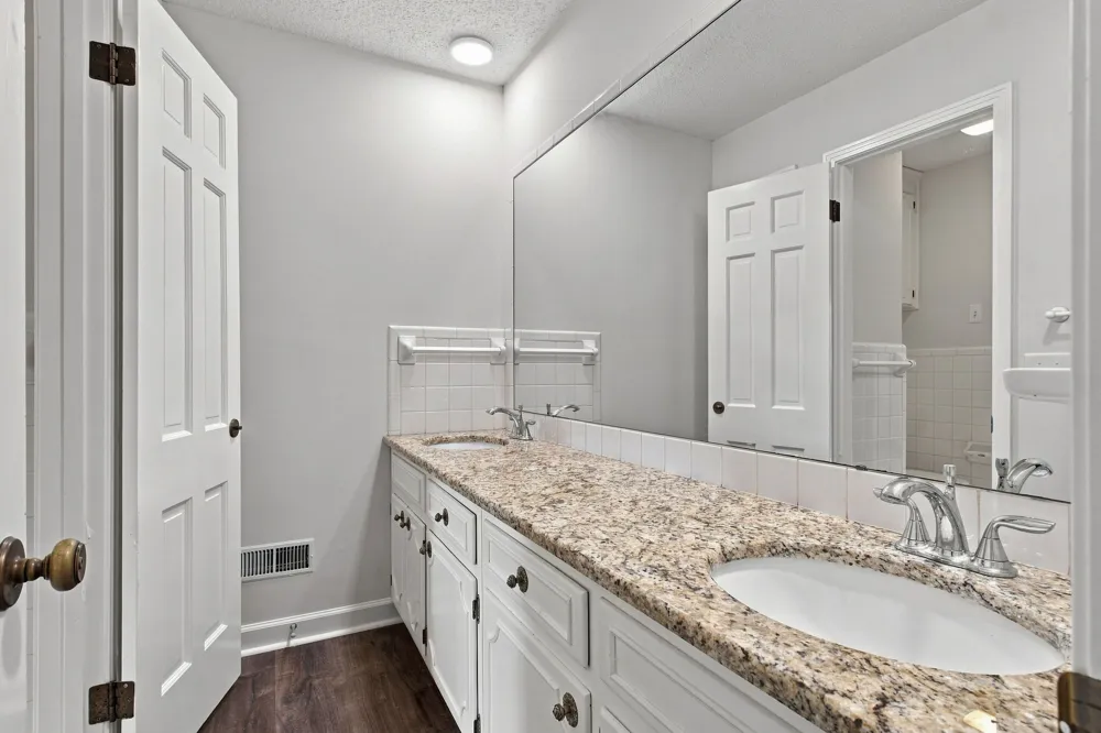 110 Highlander Dr Hendersonville, TN 37075