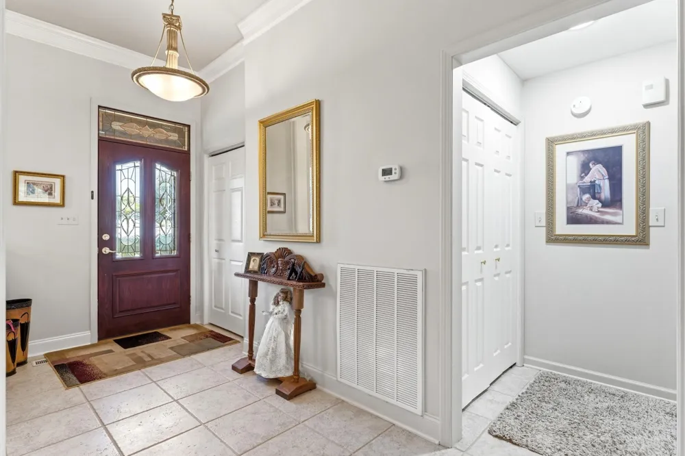 111 Nunnehi Trail Vonore, TN 37885