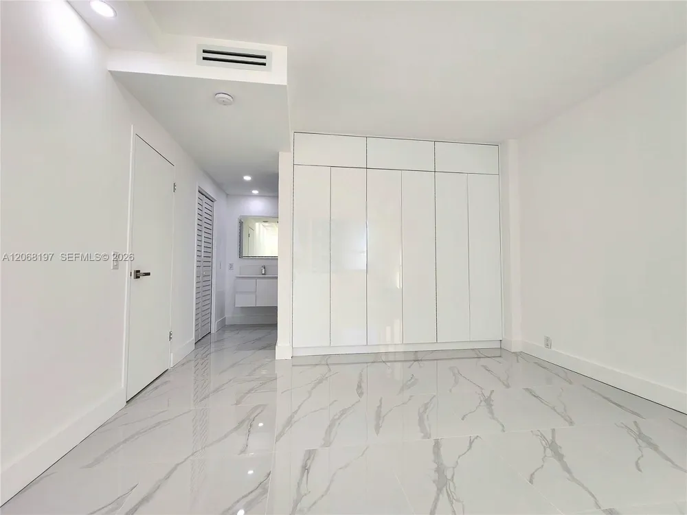 3505 S Ocean Dr #716 Hollywood, FL 33019
