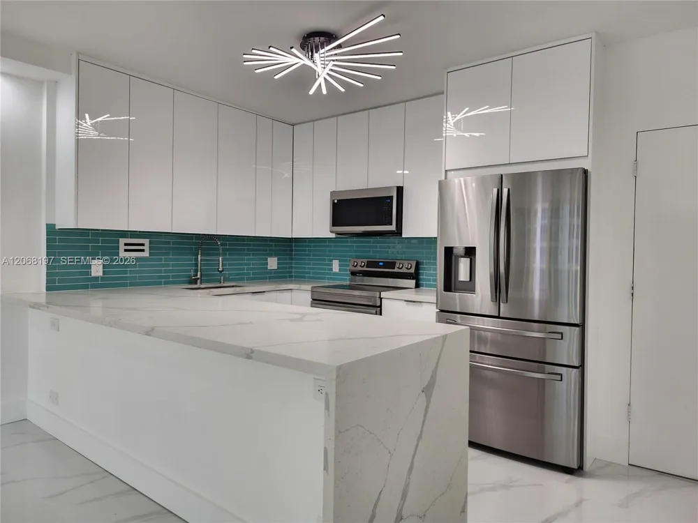 3505 S Ocean Dr #716 Hollywood, FL 33019