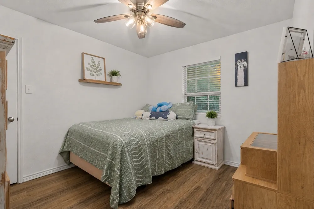 1400 E Lake Drive Weatherford, TX 76087