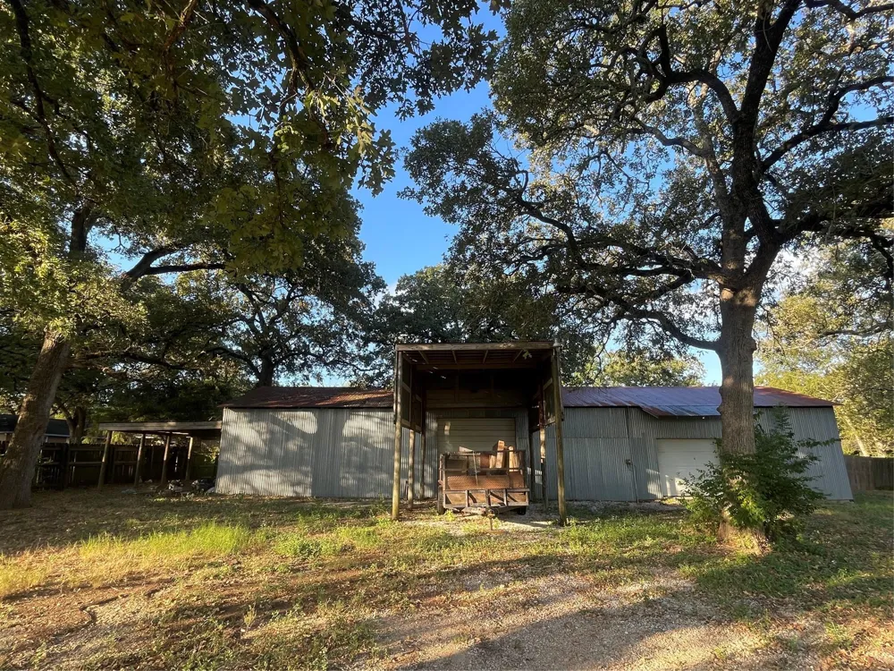 2273 Earl Rudder Freeway Bryan, TX 77803
